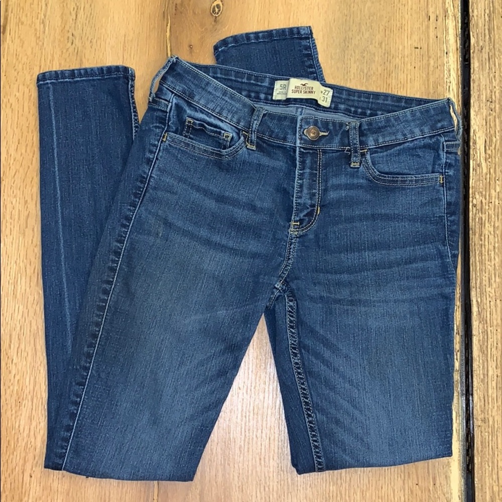 Hollister Super Skinny Jeans